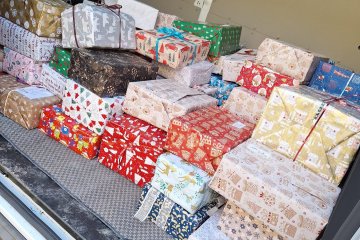 Krabice od bot již třetím rokem